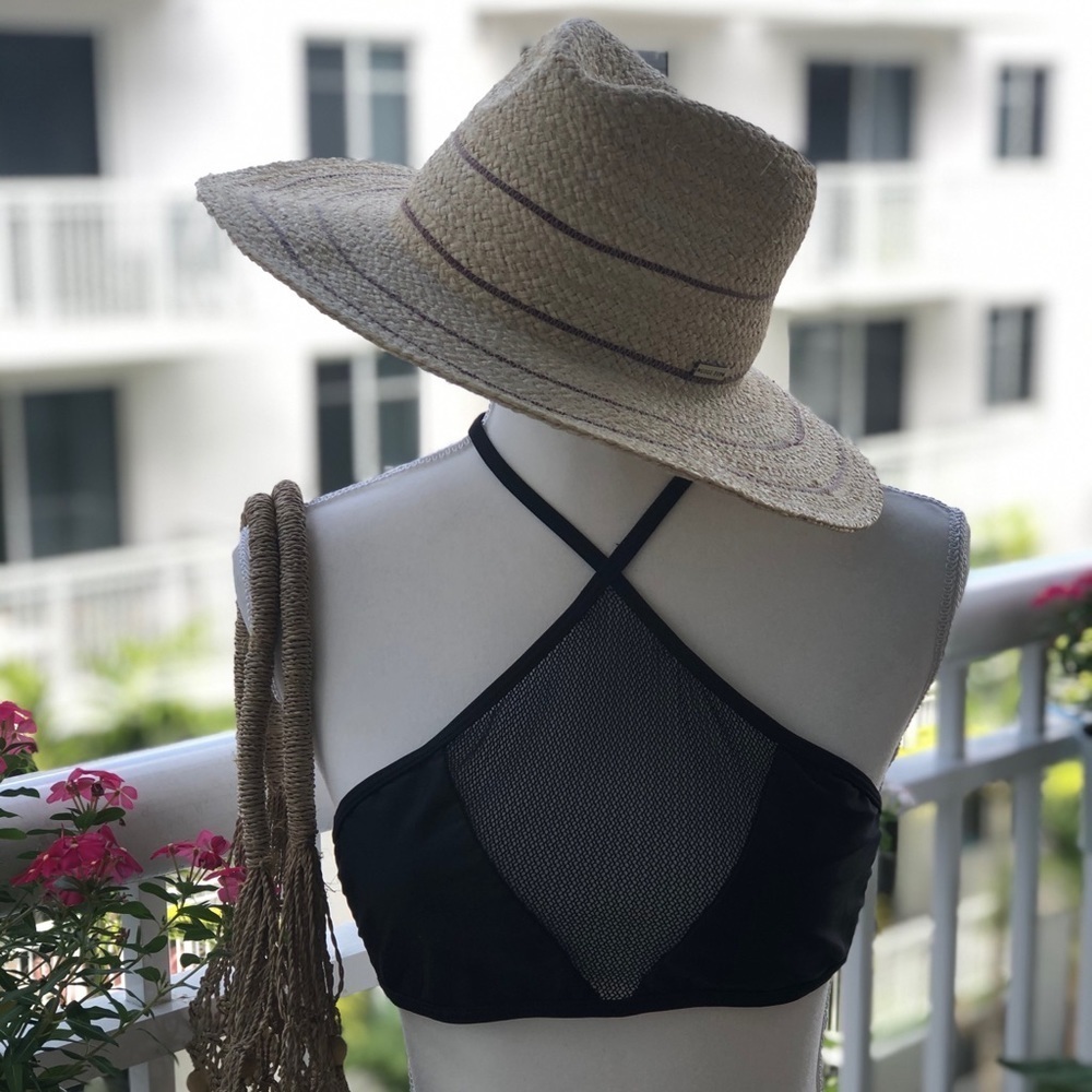 Black nasty gal bikini top Medium